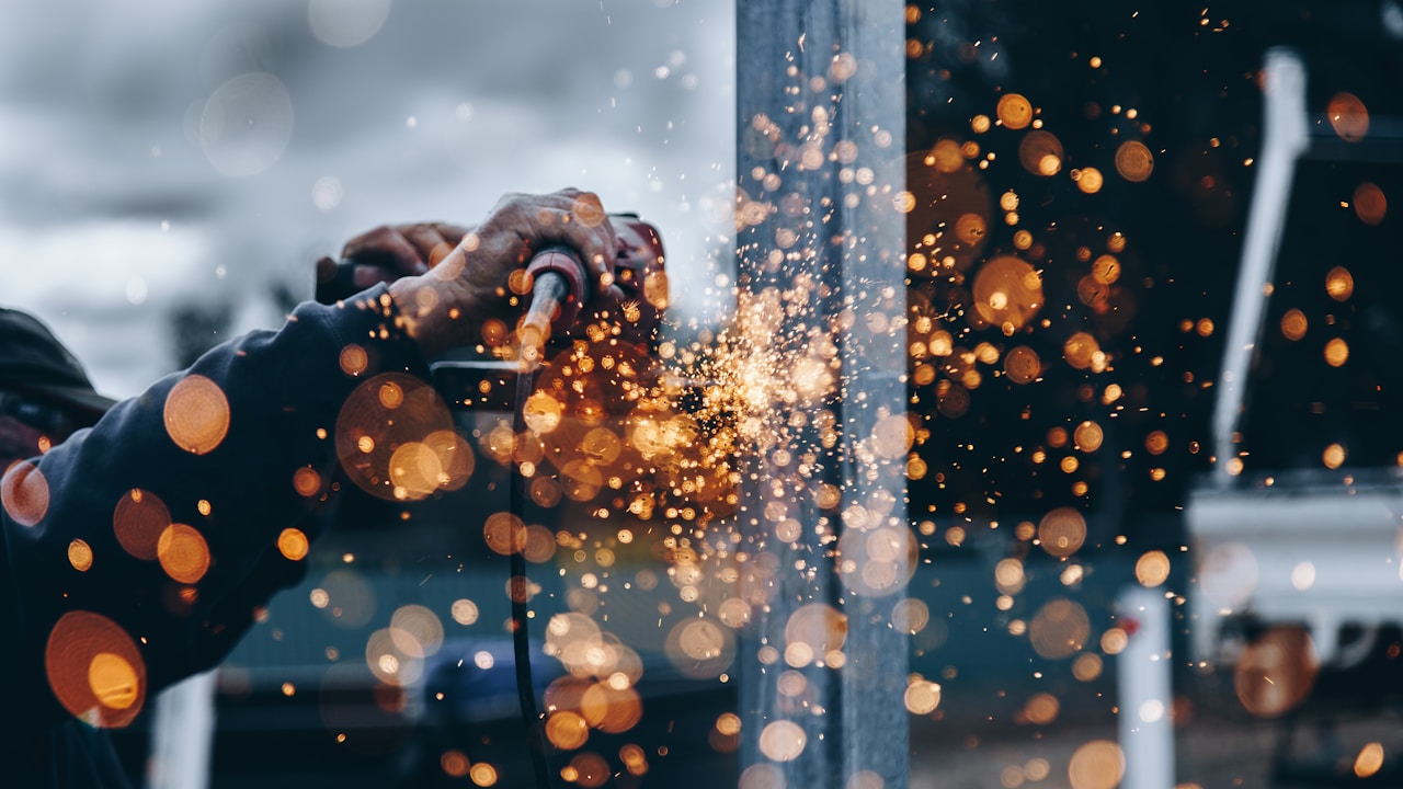 Feeder System Energy Consumption Guide: Measuring and Reducing Power Costs